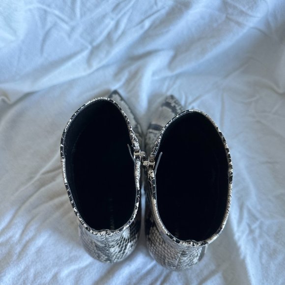 Marc Fisher Python Jelly Block Heel Booties, Size 8.5 - Picture 8 of 10